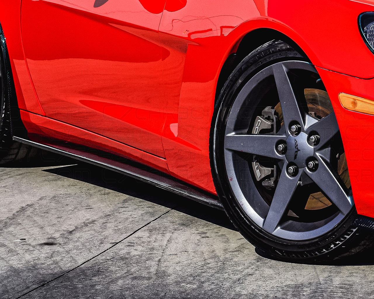 Corvette C6 | Base C6 | ZR1 Side Skirts With Mudflaps - Image 4